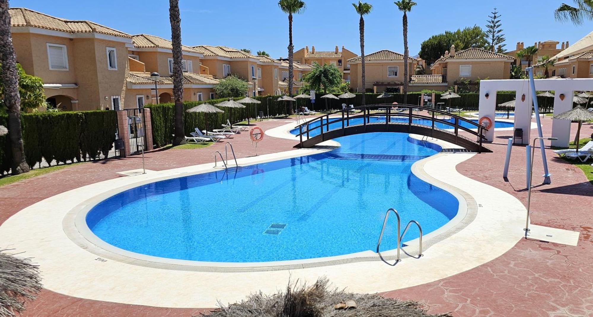 Homes Of Spain, Casa Duplex Playas Del Sur, 400m Del Mar , Wifi Сasa de vacaciones *
